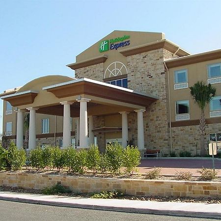 Holiday Inn Express & Suites Fredericksburg By Ihg Exteriör bild