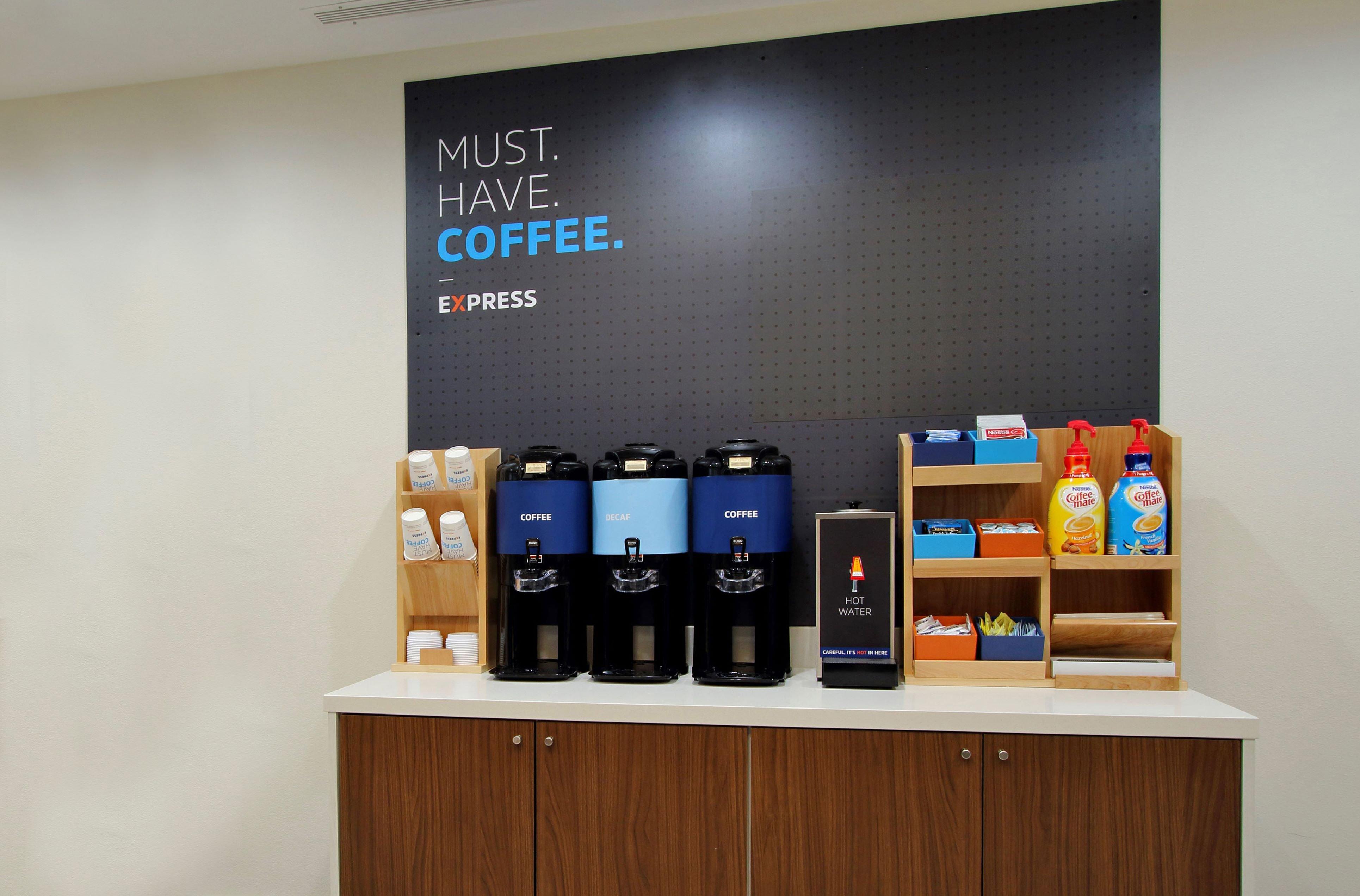 Holiday Inn Express & Suites Fredericksburg By Ihg Exteriör bild