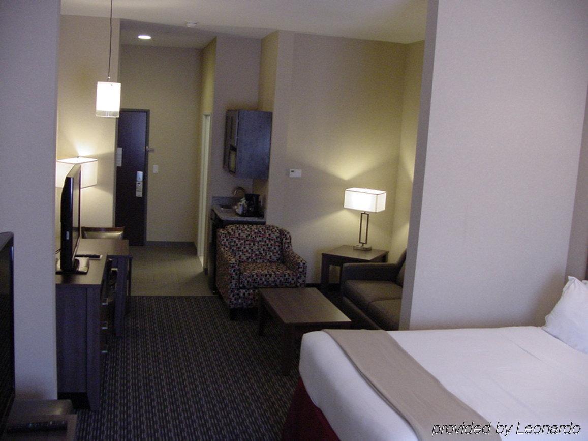 Holiday Inn Express & Suites Fredericksburg By Ihg Exteriör bild